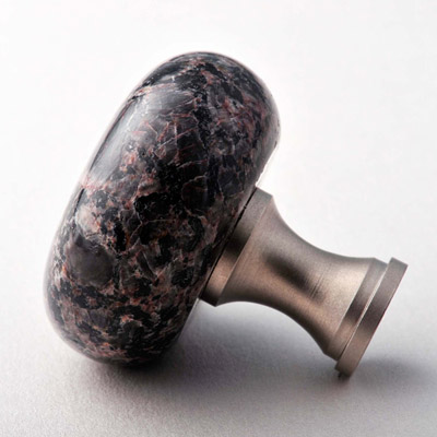 Cafe Bahia (Granite knobs and handles for kitchen cabinet drawer doors)